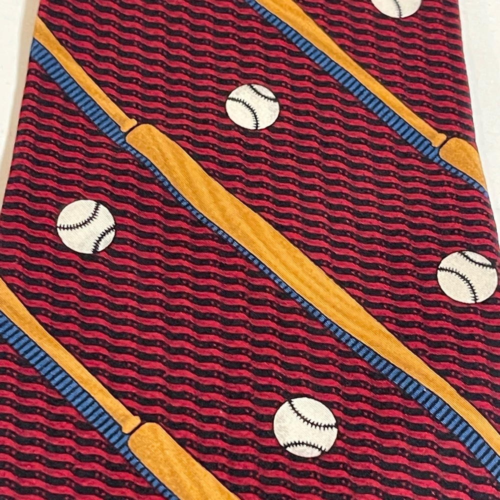 THREE VINTAGE TIES INCLUDING SATURDAY EVENING POST - Picture 5 of 15